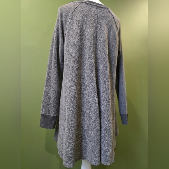 Aerie Just Add Leggings Gray Knit Sweater With Pockets - Picture 5 of 8